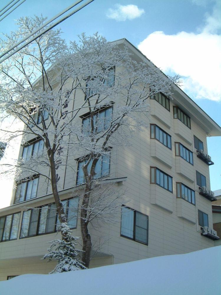 Akakura Wakui Hotel Myoko Bagian luar foto